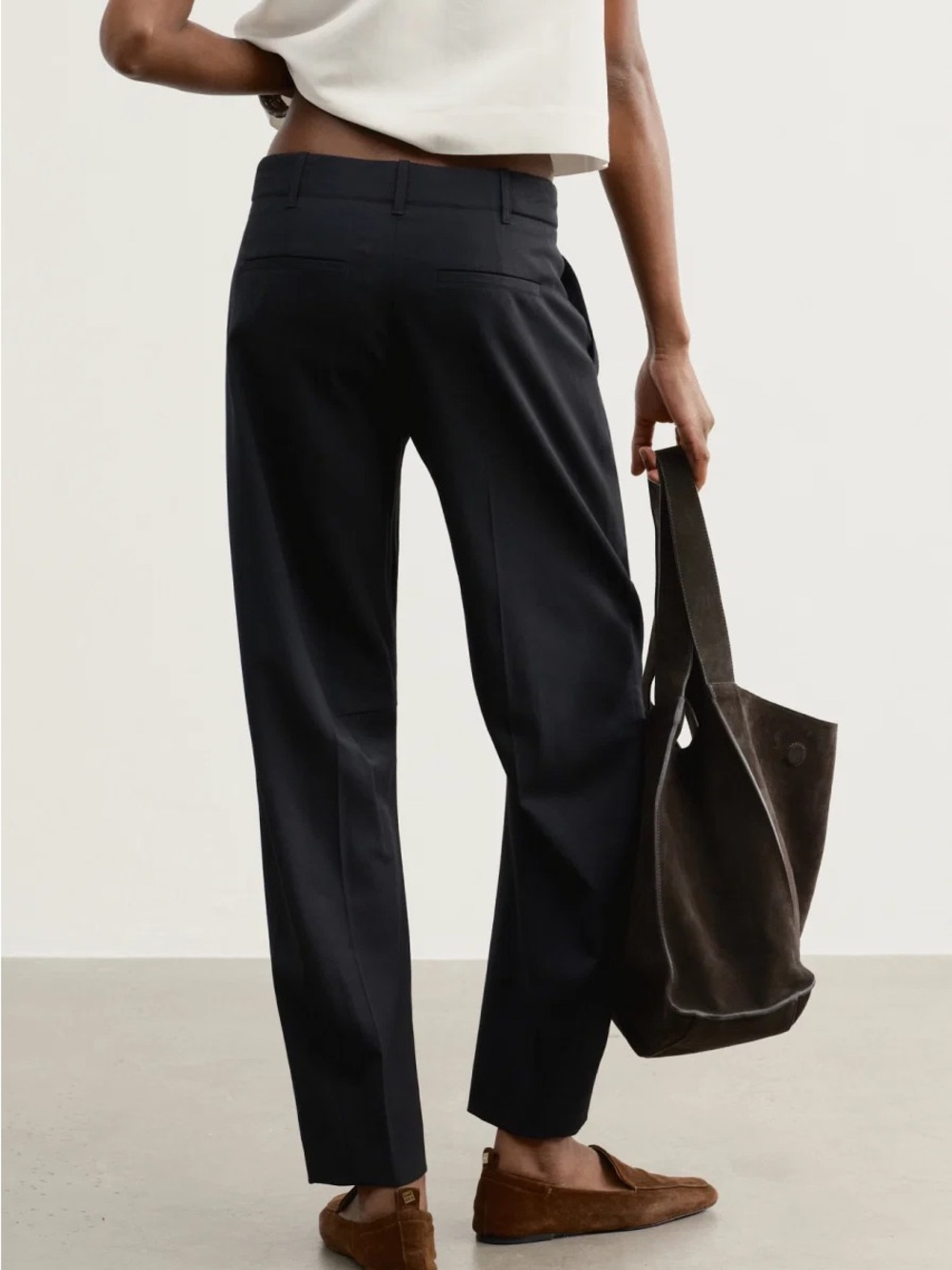 A Y R Cotton Tailored High-Rise Barrel Ankle Pants - Picture 3 of 4